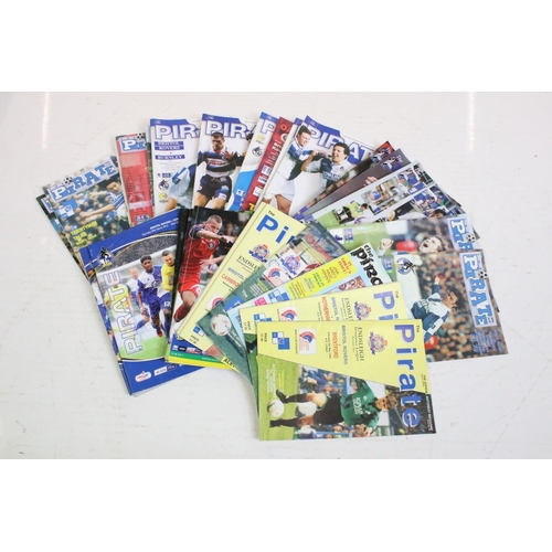 591 - Football Programmes - Bristol Rovers FC, a collection of approx. 140 general league and cup, mostly ... 