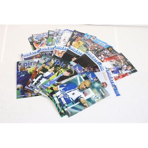 591 - Football Programmes - Bristol Rovers FC, a collection of approx. 140 general league and cup, mostly ... 