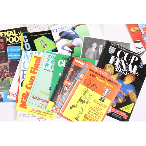 601 - Collection of 1970s and 1980s big football match programmes, FA Cup finals, League cup finals plus o... 