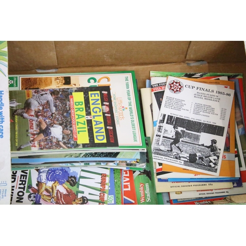 601 - Collection of 1970s and 1980s big football match programmes, FA Cup finals, League cup finals plus o... 