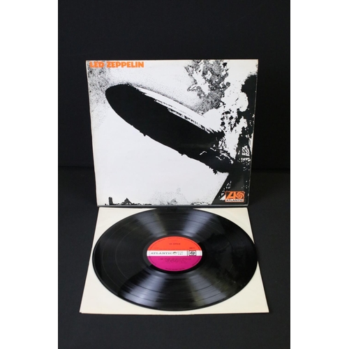 106 - Vinyl - Led Zeppelin self titled. UK pressing, plum labels, Warner Bros / 7 Arts publishing credit, ... 