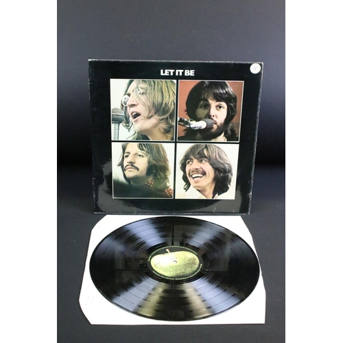 264 - Vinyl - 4 albums to include 3 albums by The Beatles, Sgt. Pepper’s Lonely Hearts Club Band (Mono 1st... 