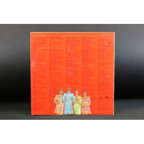 275 - Vinyl - 7 Beatles LPs to include Abbey Road (misaligned Apple), Sgt Pepper (original mono with flame... 