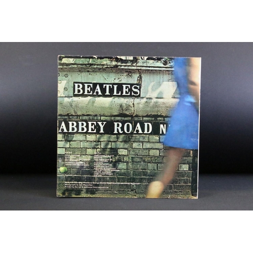 275 - Vinyl - 7 Beatles LPs to include Abbey Road (misaligned Apple), Sgt Pepper (original mono with flame... 