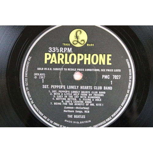 258 - Vinyl - 6 The Beatles / John Lennon LPs to include Sgt Pepper (original mono, wide spine, flame inne... 