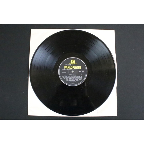 324 - Vinyl - The Beatles Beatles For Sale LP (PMC 1240) 'Sold In UK and The Parlophone Co Ltd to rim of l... 