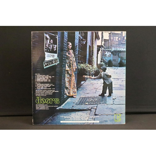 325 - Vinyl - 6 The Doors LPs to include LA Woman (Elektra 42098 A1/B1 matrices) Ex, Strange Days (EKL 404... 