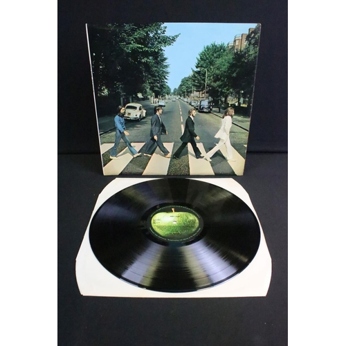 348 - Vinyl - 16 The Beatles LPs to include Please Please Me, Revolver, Abbey Road, Oldies, Help!, With Th... 