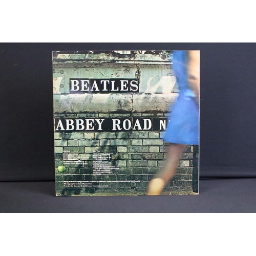 348 - Vinyl - 16 The Beatles LPs to include Please Please Me, Revolver, Abbey Road, Oldies, Help!, With Th... 