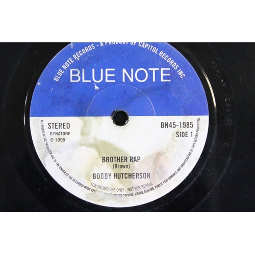 484 - Vinyl - 4 UK pressing singles on Blue Note Records to include: Baby Hutcherson / Gerald Wilson - 3 c... 