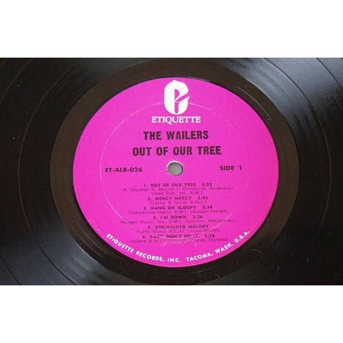 52 - Vinyl - The Wailers - Out Of Our Tree. Original USA 1965 Mono Monarch pressing. Etiquette records EY... 