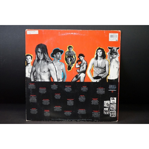 Vinyl - Red Hot Chili Peppers What Hits? LP on EMI (0777 7 94762 1 3) Vg,  along with a sealed Give I