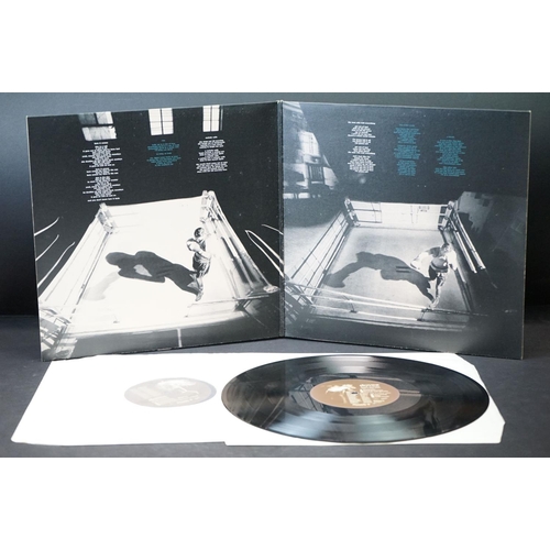 583 - Vinyl - 2 Doves LPs to include Lost Souls (Heavenly – HVNLP 26) ltd edition, and The Last Broadcast ... 