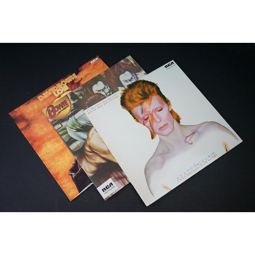 364 - Vinyl - 11 David Bowie LPs to include Space Oddity, The World Of, Hunky Dory, Ziggy Stardust, Aladdi... 