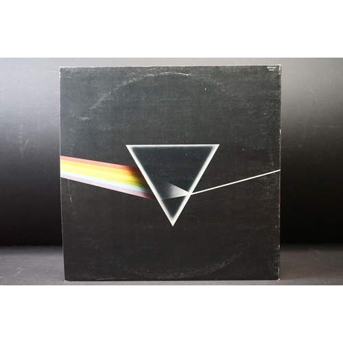 365 - Vinyl - 5 Pink Floyd LPs to include Dark Side Of The Moon (2 posters), Wish You Were Here, Animals, ... 