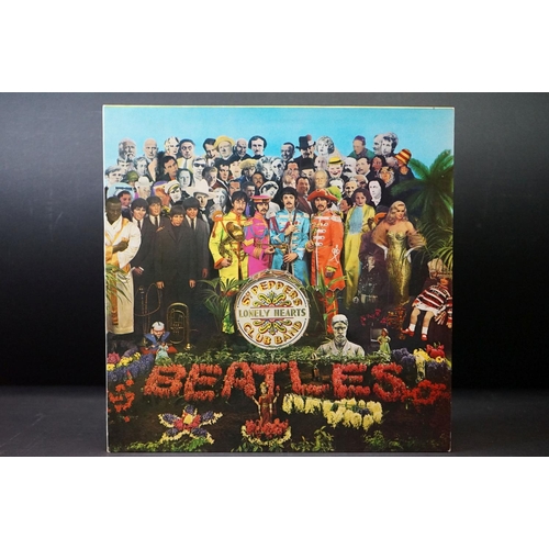 379 - Vinyl - 3 stereo copies of The Beatles Sgt Pepper (PCS 7027) rereleases.  All with inserts.  Vg