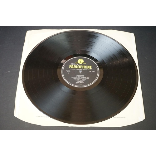 396 - Vinyl - 2 Copies of The Beatles Rubber Soul (PMC 1267 / PCS 3075) mono/stereo.  The Gramophone Co Lt... 