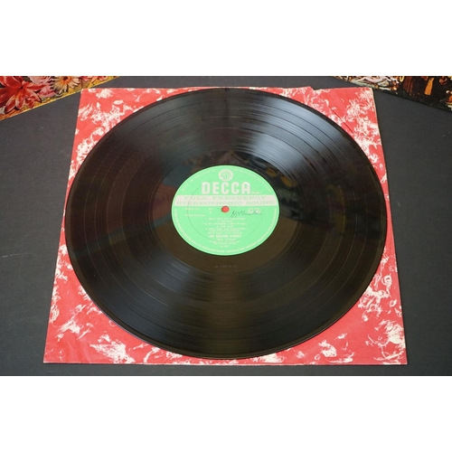 397 - Vinyl - 8 Rolling Stones LPs to include Her Satanic Majesties Request (3D lenticular cover), Afterma... 