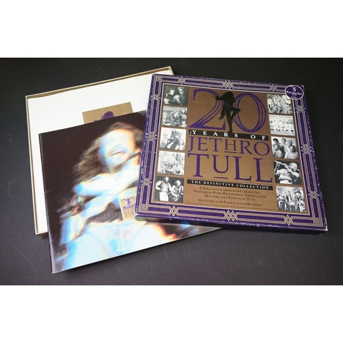 279 - Vinyl - 12 Jethro Tull LPs and one box set spanning their career to include This Was (1st press wide... 