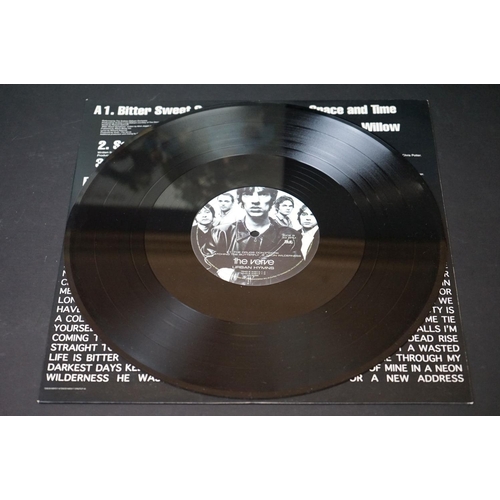 516 - Vinyl - The Verve Urban Hymns LP on Hut Records HUTLP 45, band pics on labels and with rim text.  Sl... 