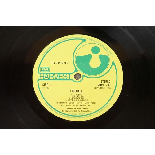 333 - Vinyl - 2 Deep Purple LPs to include In Rock (Harvest SHVL 777) The Gramophone Co Ltd to rim, No EMI... 