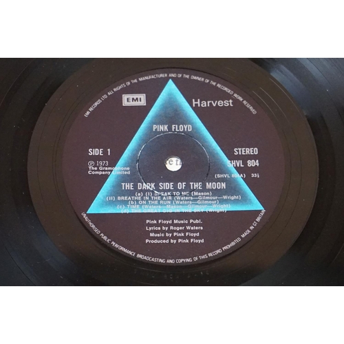 335 - Vinyl - Pink Floyd Dark Side Of The Moon on Harvest SHVL 804.  Right hand opener, non-stickered slee... 