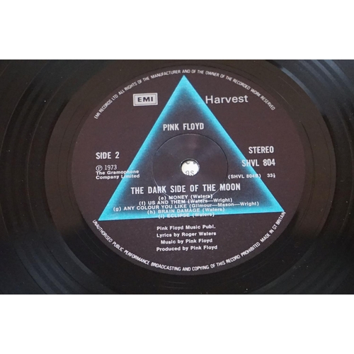 335 - Vinyl - Pink Floyd Dark Side Of The Moon on Harvest SHVL 804.  Right hand opener, non-stickered slee... 