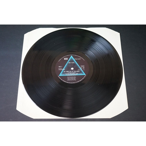 335 - Vinyl - Pink Floyd Dark Side Of The Moon on Harvest SHVL 804.  Right hand opener, non-stickered slee... 