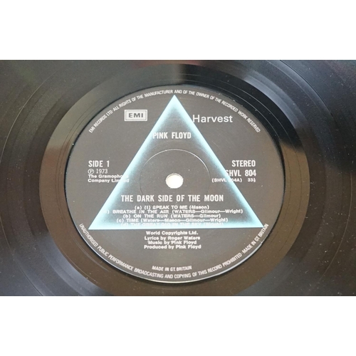 336 - Vinyl - Pink Floyd Dark Side Of The Moon on Harvest SHVL 804.  Right hand opener, stickered sleeve, ... 