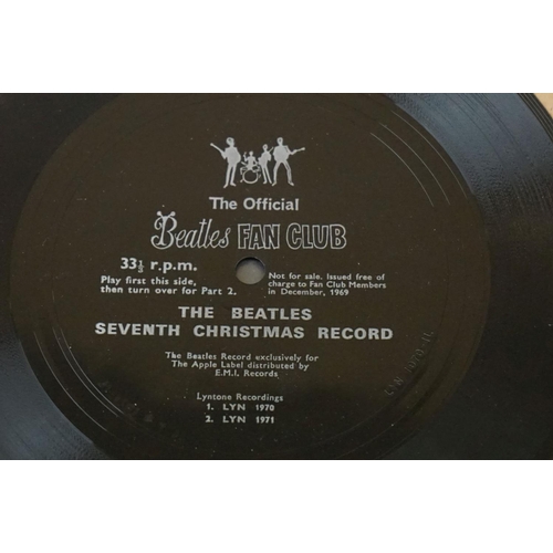 74 - Vinyl - 3 Beatles Christmas fan club flexi-disc EP's to include fourth 1966 (with newsletter), sixth... 