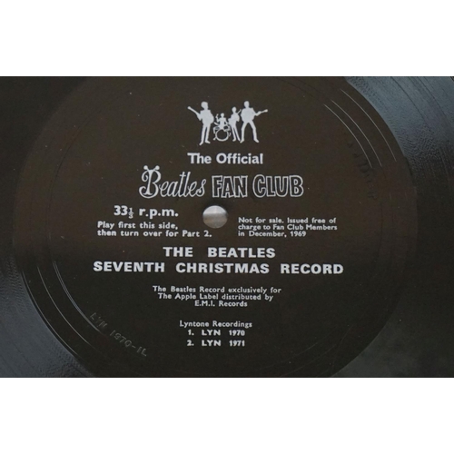 75 - Vinyl - The Beatles Christmas fan club flexi-disc EP number 7 from 1969 with rare newsletter.  Ex