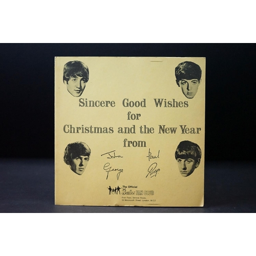 77 - Vinyl - The Beatles Christmas Record flexidisc 1963 (Lyntone 492) within gatefold sleeve.  Vg+