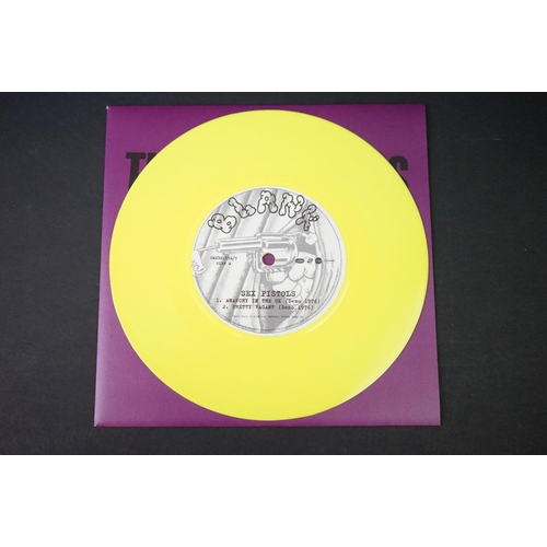 79 - Vinyl - Sex Pistols Spunk on Castle Music CMXBX1534.  Ltd edition yellow vinyl box set.  Ex