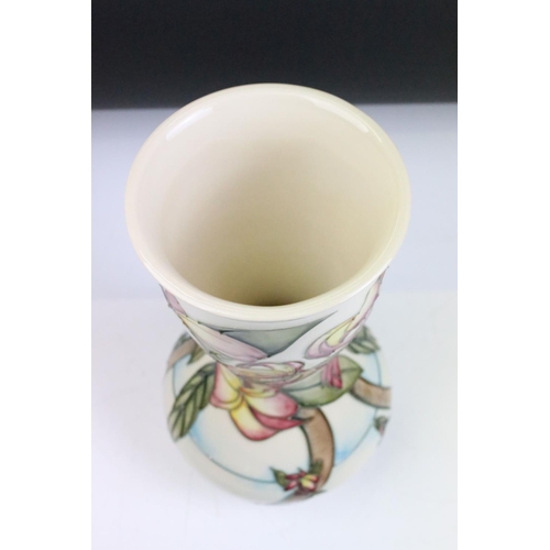 7 - 20th Century Moorcroft waisted vase having tube lined floral detailing upon a cream ground. Impresse... 