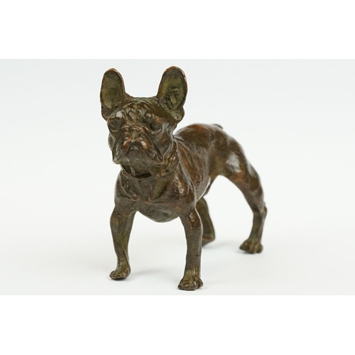 232 - An ornamental bronze figure of a French bulldog, stands approx 6cm in height.