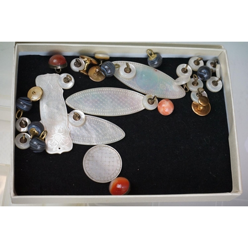 276 - A collection of mainly contemporary costume jewellery to include some silver examples together with ... 