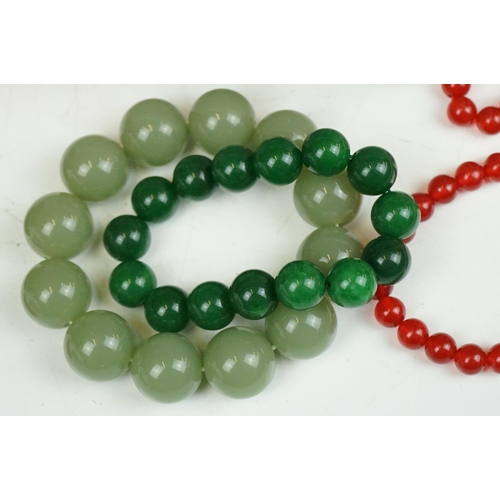 304 - Jade jewellery