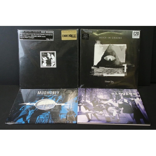 600 - Vinyl - 4 LPs to include Mad Season (Music On Vinyl MOVLP169) Ex, Mudhoney Live At Third Man Records... 