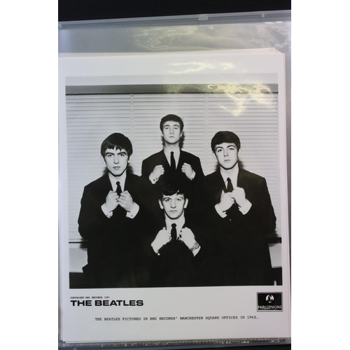 993 - Memorabilia - The Beatles - Full PR press release pack from the unreleased Beatles Sessions compilat... 