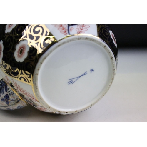 48 - Assorted ceramics to include Imari teapot with cross mark to base, round Chinese lacquer box, two Ch... 