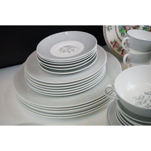 109 - Wedgwood Grey Friars service to include six tea cups and saucers, six coffee cups and saucers, six s... 