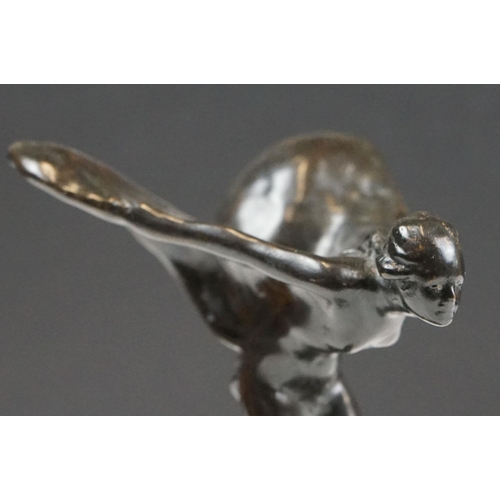 137 - A Rolls Royce style 'Spirit of Ecstasy' bronze car hood ornament, stands approx 17cm on base.