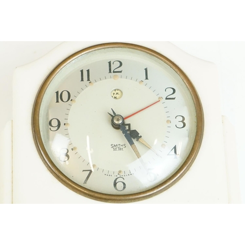 150 - Art Deco White Bakelite Cased ‘ Smiths Sectric ‘ Mantle Clock, 13cm high