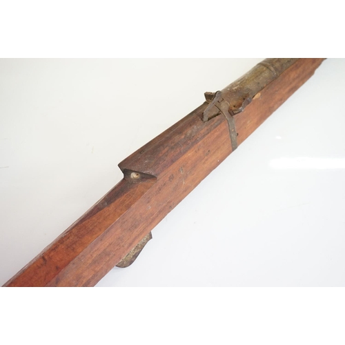 114 - An antique Rampart gun, measures approx 229cm in length.