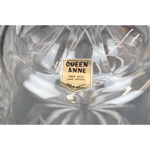 52 - Assorted cut crystal glass to include set of six Edinburgh whisky tumblers, a pair of Queen Anne lea... 