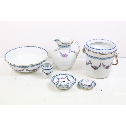 27 - Early 20th Century Losol Ware ceramic bathroom set, the lot to include wash jug and bowl, lidded soa... 