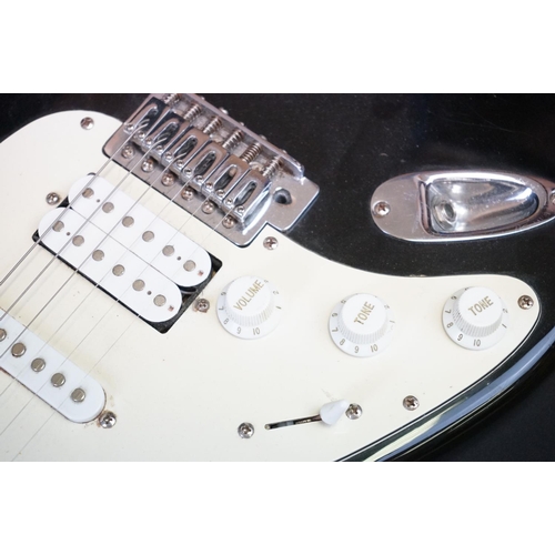 1044 - Guitar - Cruiser by Crafter strat style electric guitar