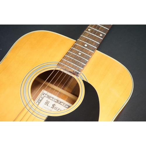 1048 - Guitar - Kizo Suzuki acoustic guitar model number 9651.  Comes with a Kinsman gig bag