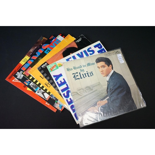 980 - Vinyl - Approx 70 Elvis Presley mainly foreign pressing LPs including Japanese, German, US, Italian,... 