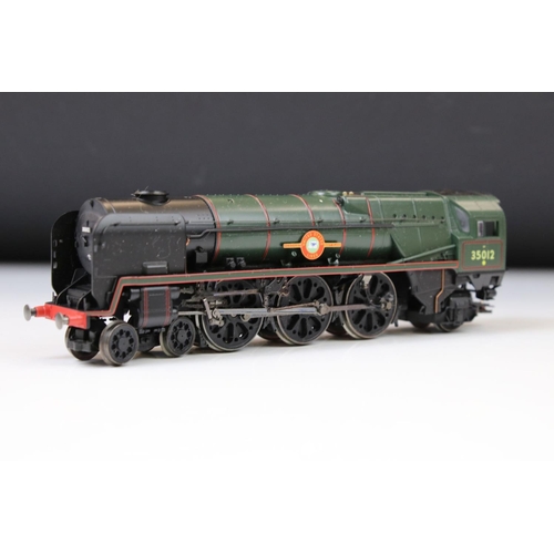 133 - Two boxed Hornby OO gauge 'red drawers' containing Merchant Navy Class US States Lines locomotive an... 